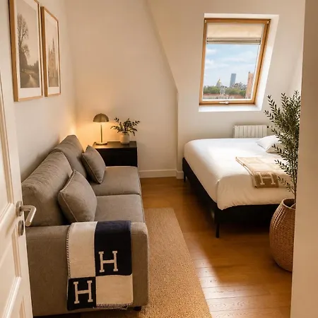 Av Des Champs-elysees, Arc De Triomphe - 12 Guests Appartement *